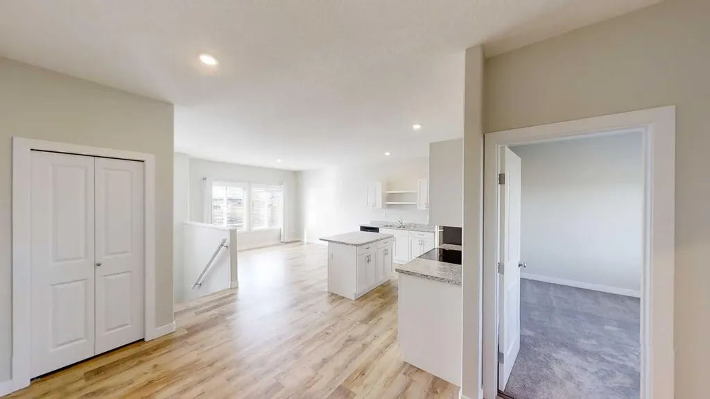 9549 114 Avenue Clairmont AB T8X0W7