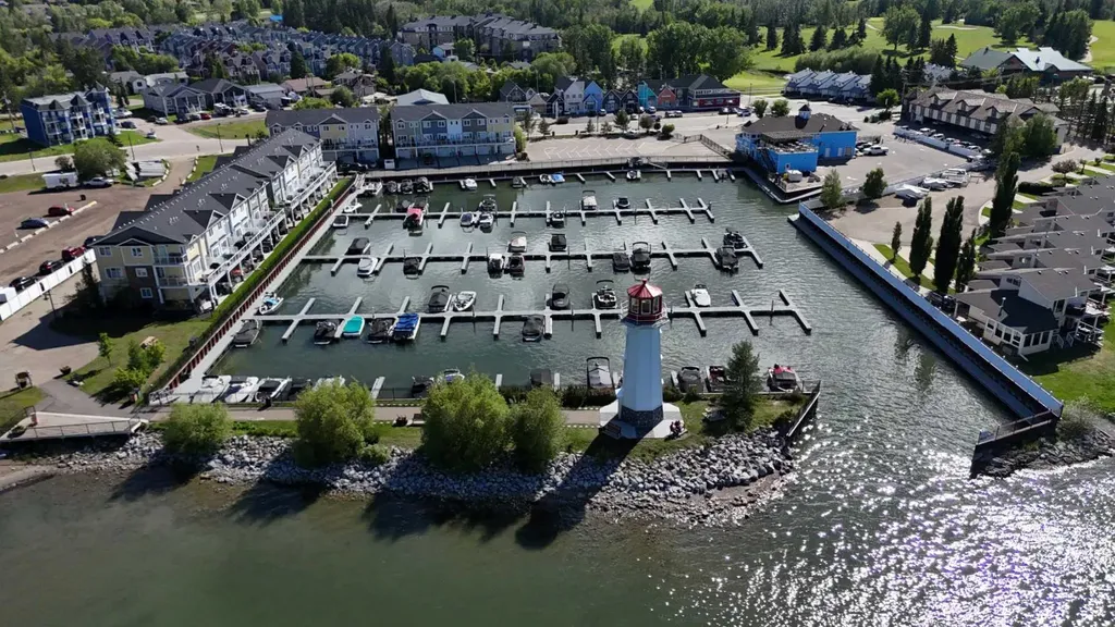 5230 Lakeshore Drive Sylvan Lake AB T4S 1Y8