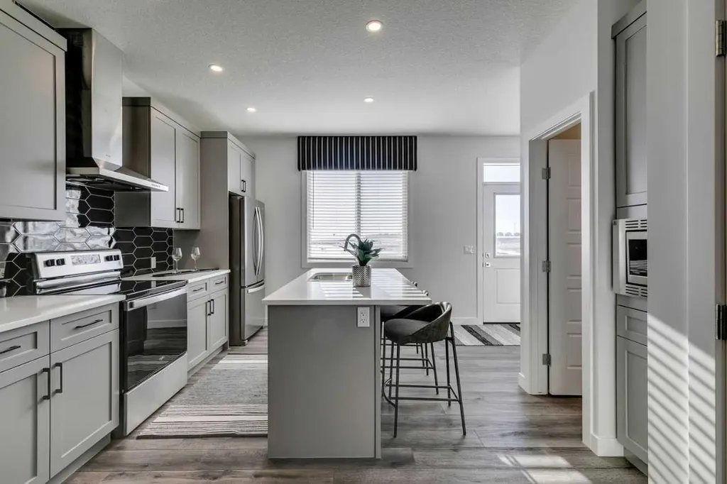 228 Layton Link SE Airdrie AB T4A 3R7