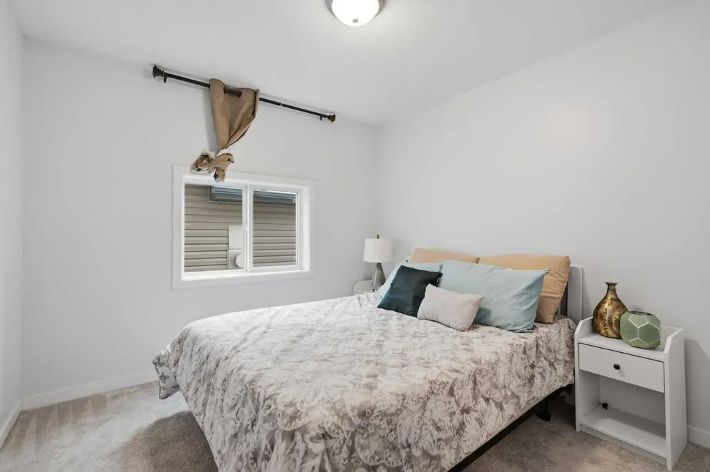 319 Coventry Road NE Calgary AB T3K5K5