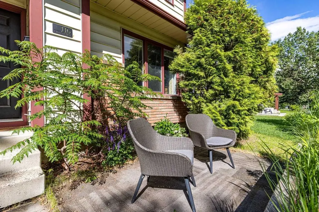 116 Sunbank Way SE Calgary AB T2X 2B6