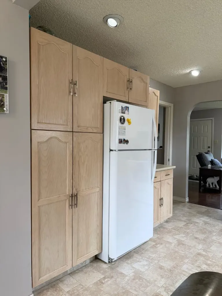 10107 90 Avenue Grande Prairie AB T8V 0E8