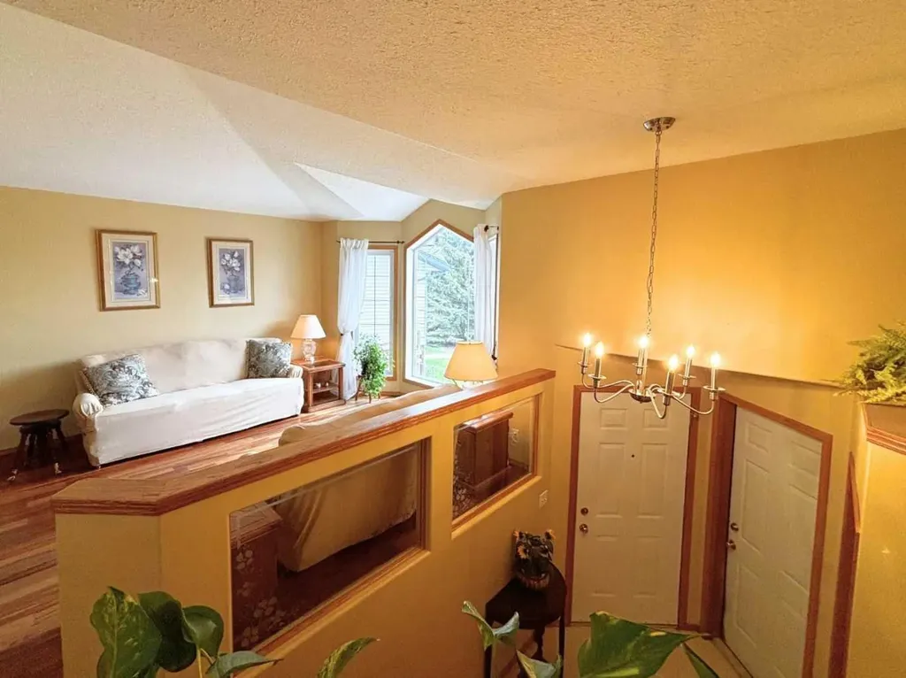 6244 Cypress Close Olds AB T4H 1M7