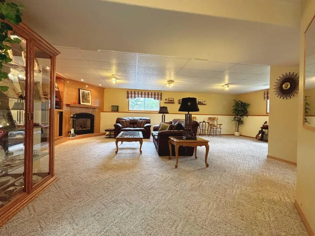 6244 Cypress Close Olds AB T4H 1M7