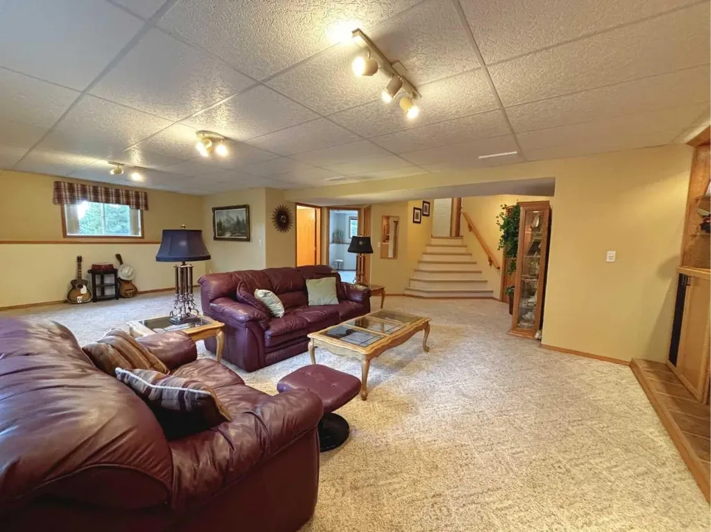 6244 Cypress Close Olds AB T4H 1M7