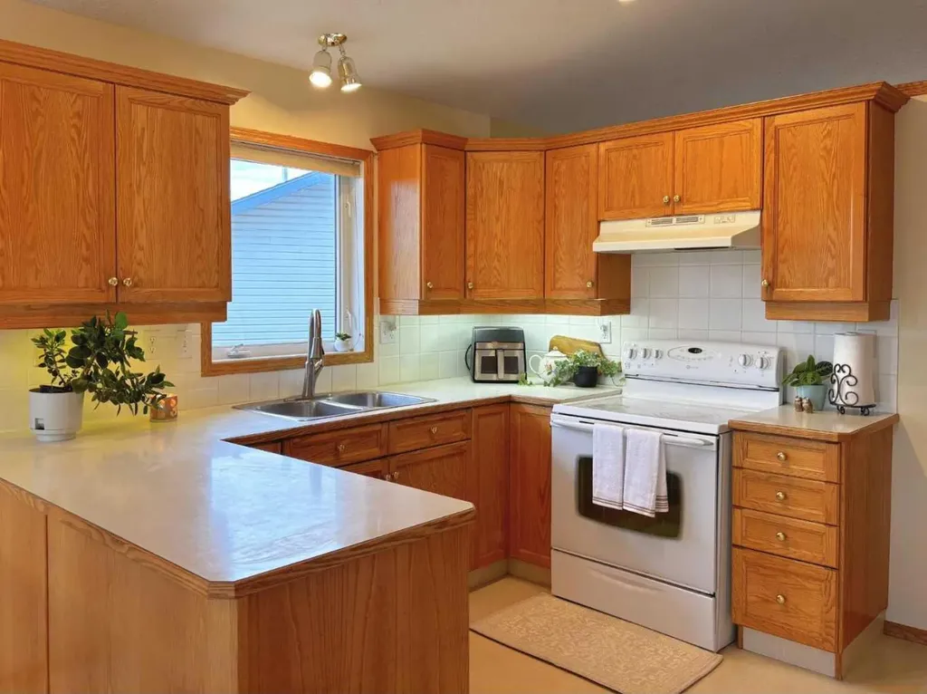 6244 Cypress Close Olds AB T4H 1M7
