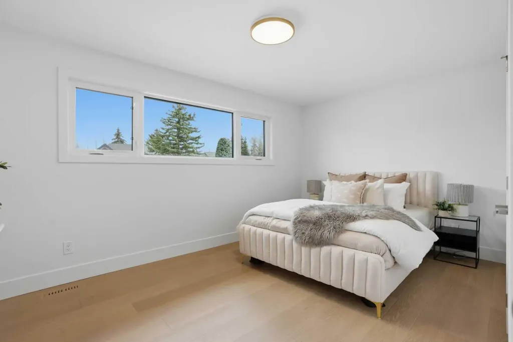 119 Canterville Road SW Calgary AB T2W 4R2