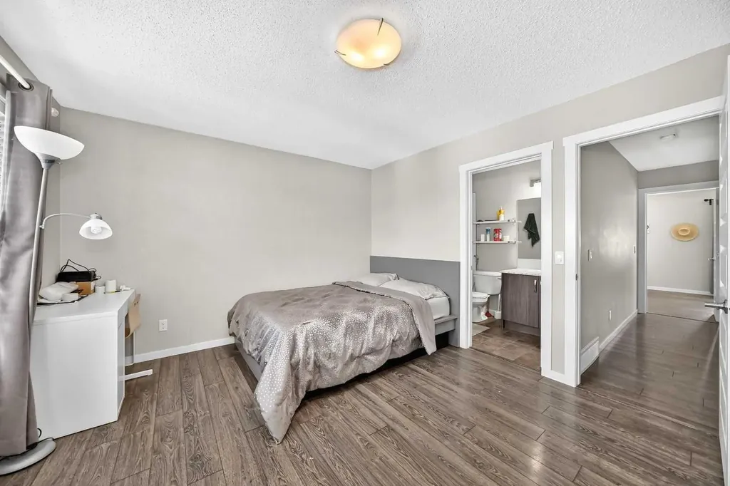 711 Auburn Bay Circle SE Calgary AB T3M 2A3