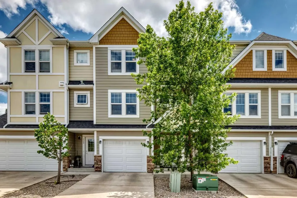 711 Auburn Bay Circle SE Calgary AB T3M 2A3