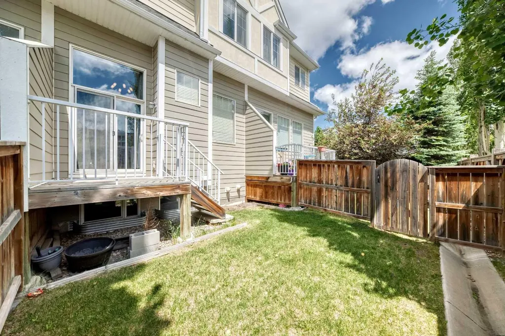 711 Auburn Bay Circle SE Calgary AB T3M 2A3