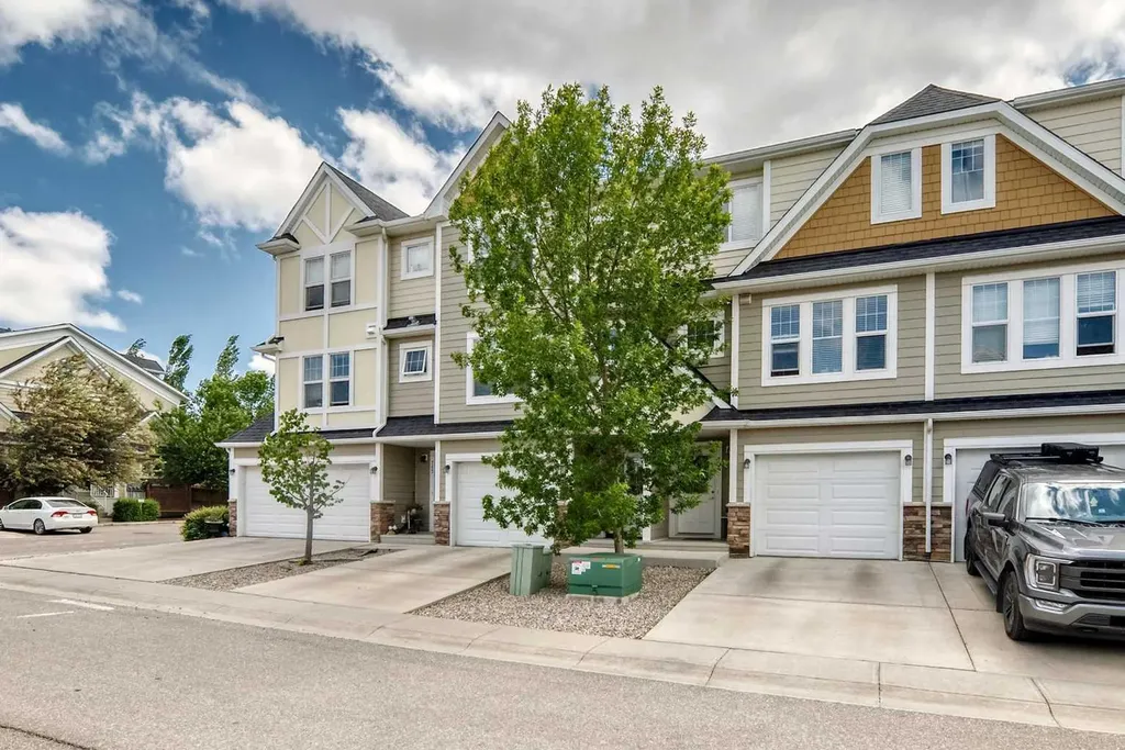 711 Auburn Bay Circle SE Calgary AB T3M 2A3