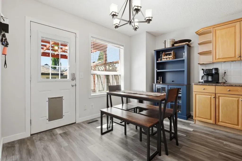 134 Prestwick Landing SE Calgary AB T2Z 3S4