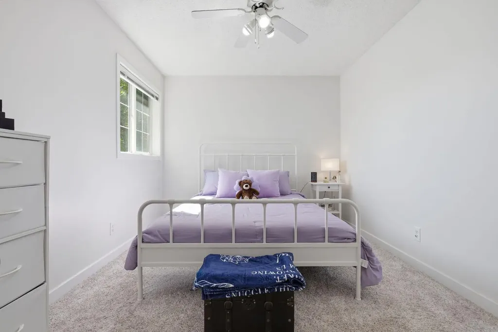 134 Prestwick Landing SE Calgary AB T2Z 3S4