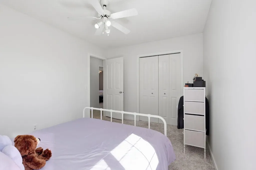 134 Prestwick Landing SE Calgary AB T2Z 3S4