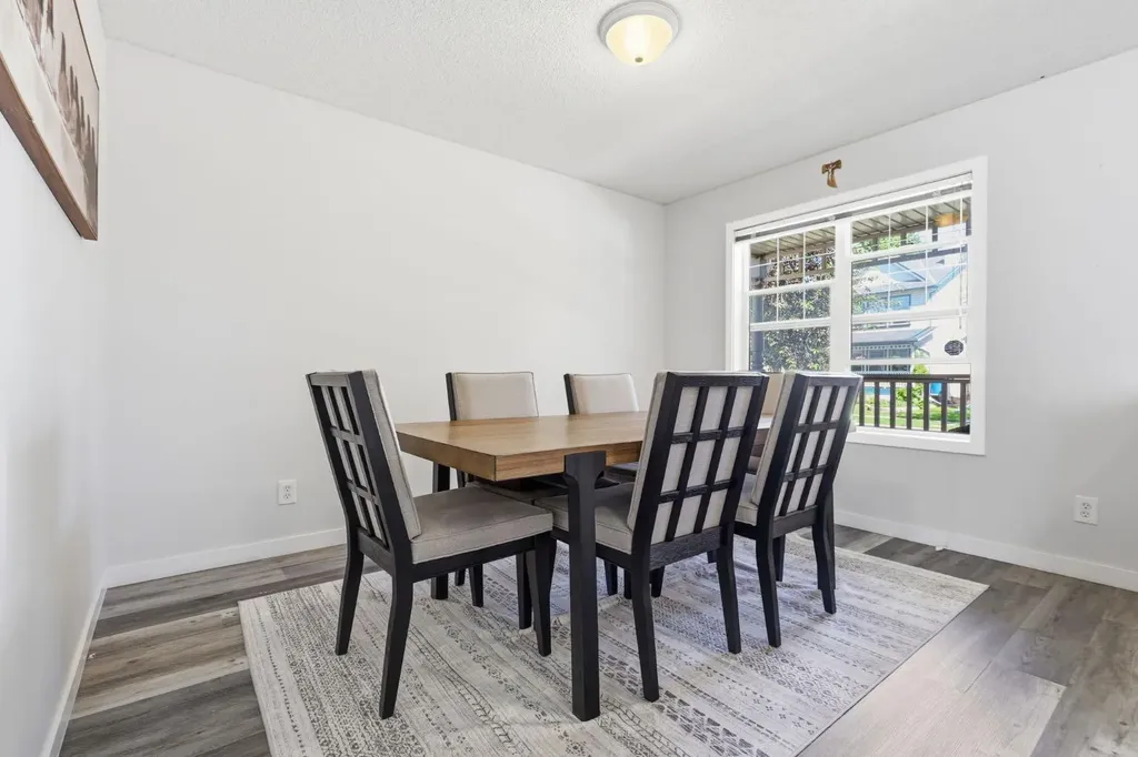 134 Prestwick Landing SE Calgary AB T2Z 3S4