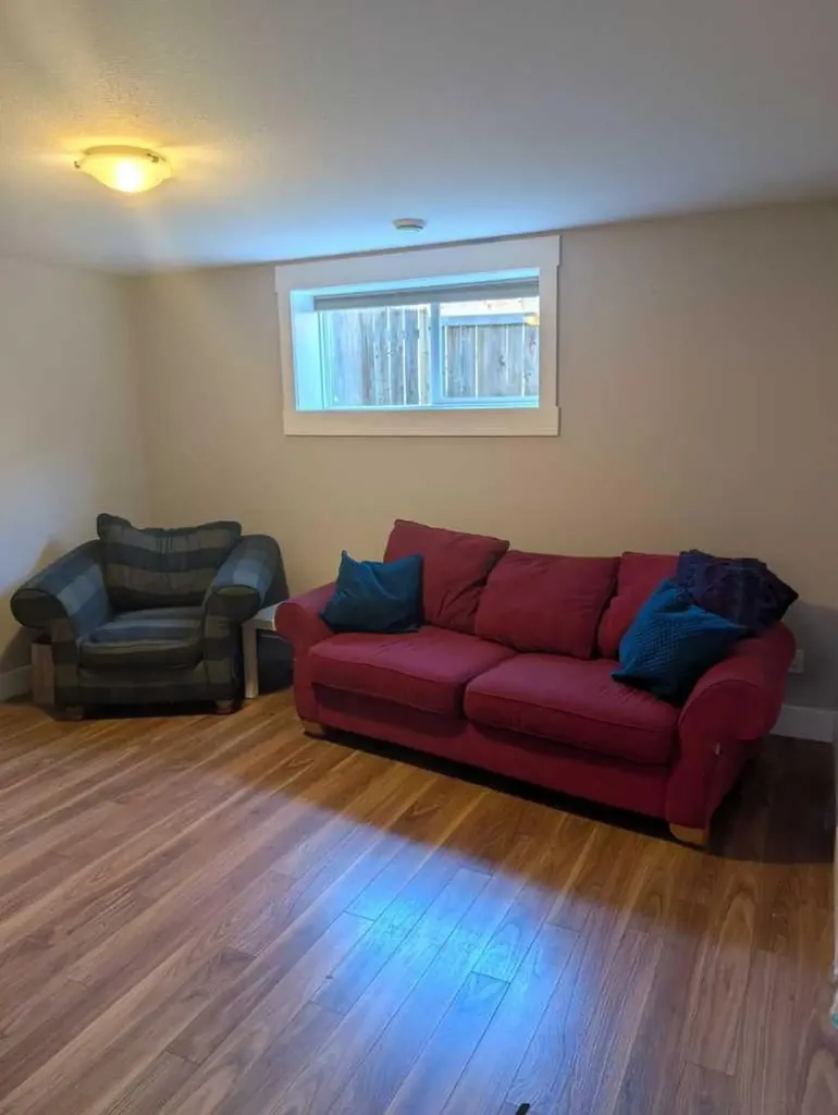 1220 21 Street Bowden AB T0M 0K0