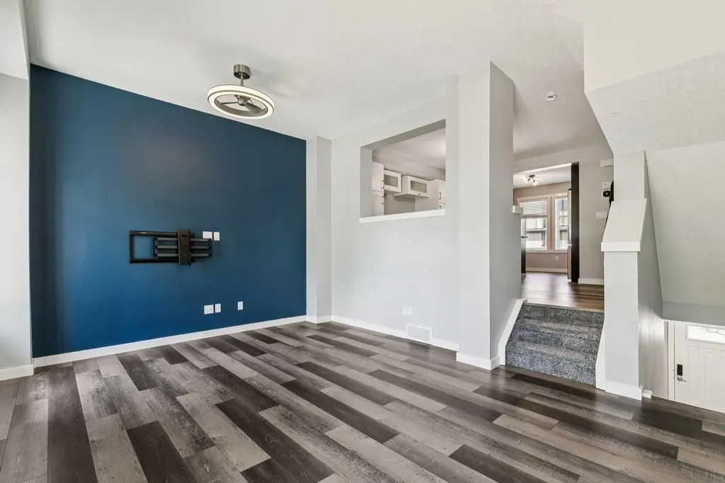 50 Westland Road Okotoks AB T1S 2G4