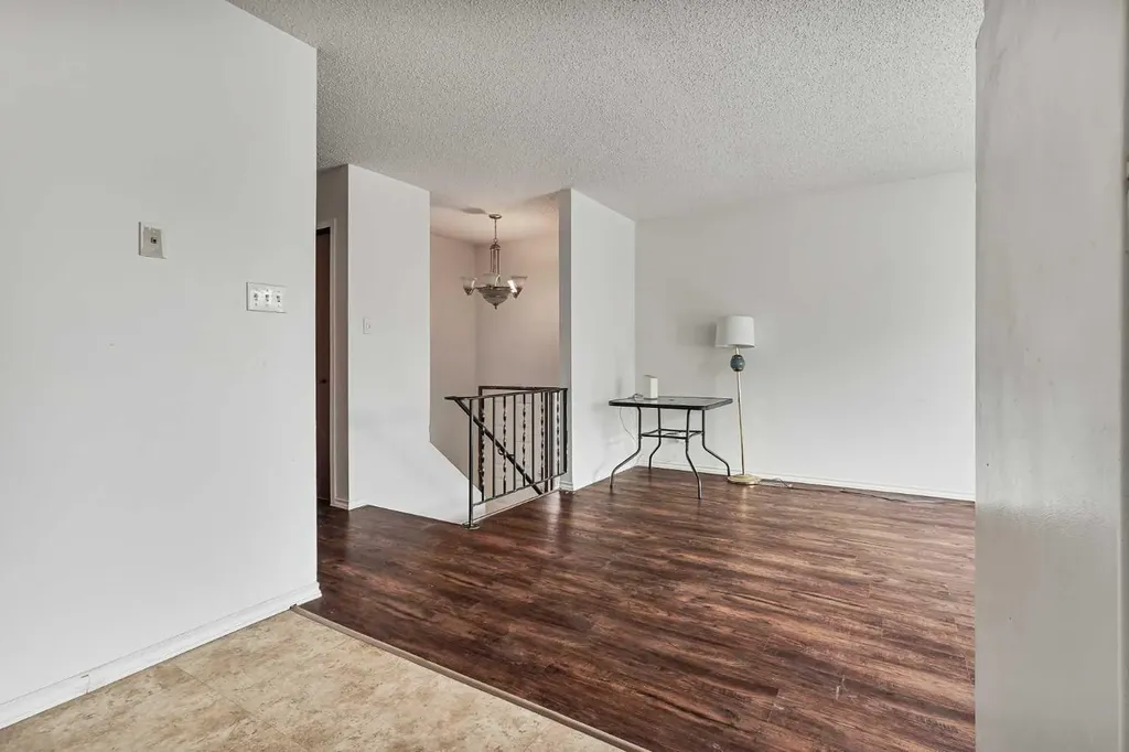 28 Cayuga Crescent W Lethbridge AB T1K 5H5