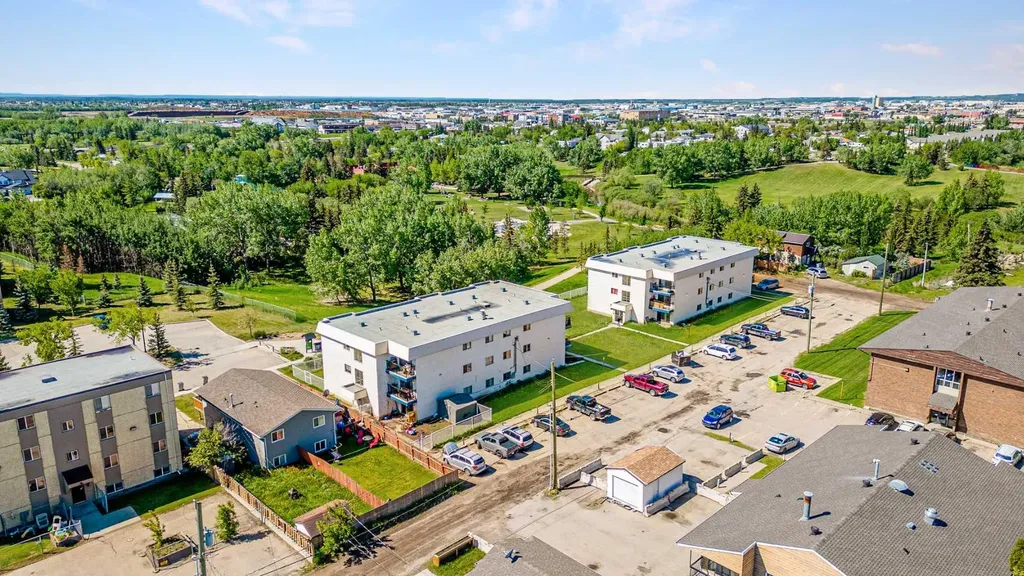 10505 103 Street Grande Prairie AB T8V3N5