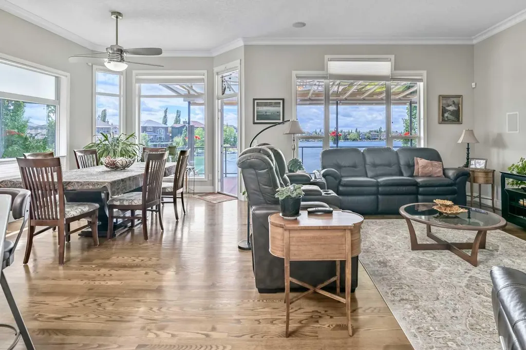 246 Crystal Shores Drive Okotoks AB T1S 2C5