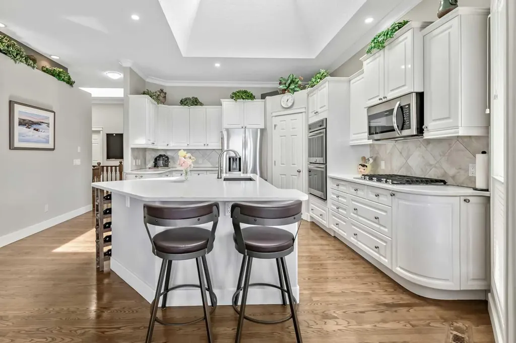 246 Crystal Shores Drive Okotoks AB T1S 2C5