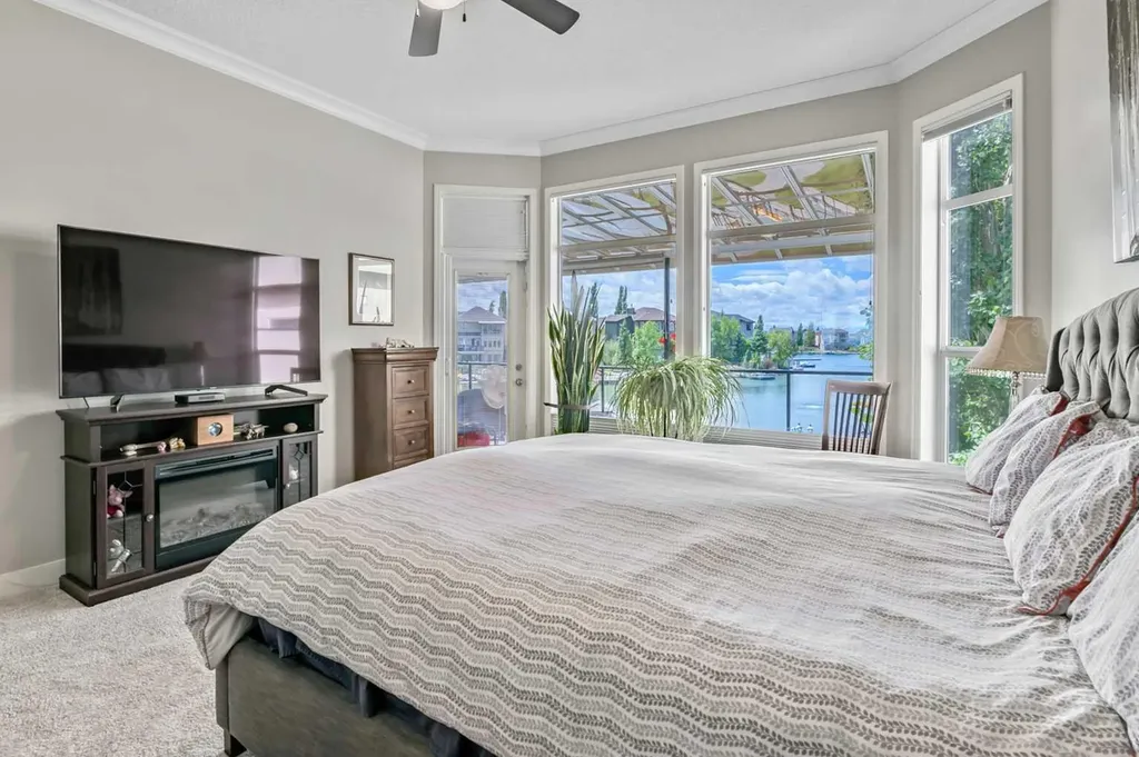 246 Crystal Shores Drive Okotoks AB T1S 2C5