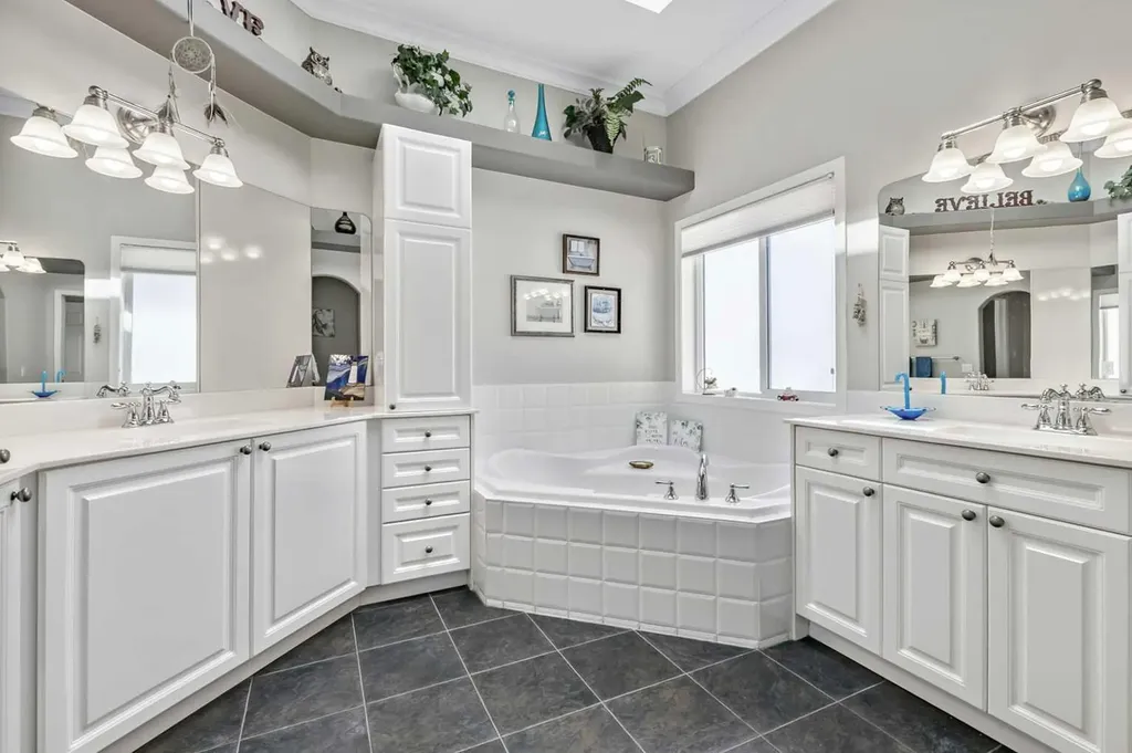 246 Crystal Shores Drive Okotoks AB T1S 2C5