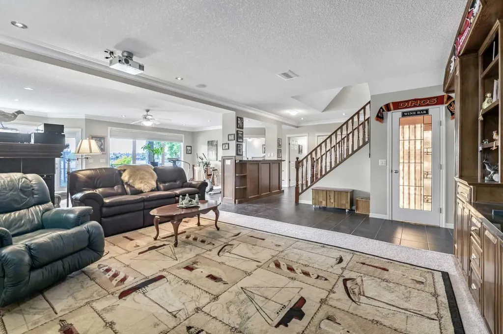 246 Crystal Shores Drive Okotoks AB T1S 2C5