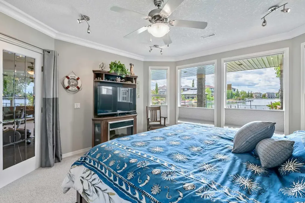 246 Crystal Shores Drive Okotoks AB T1S 2C5