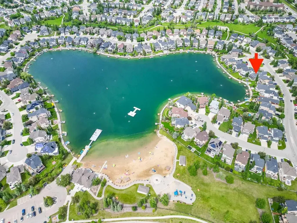 246 Crystal Shores Drive Okotoks AB T1S 2C5