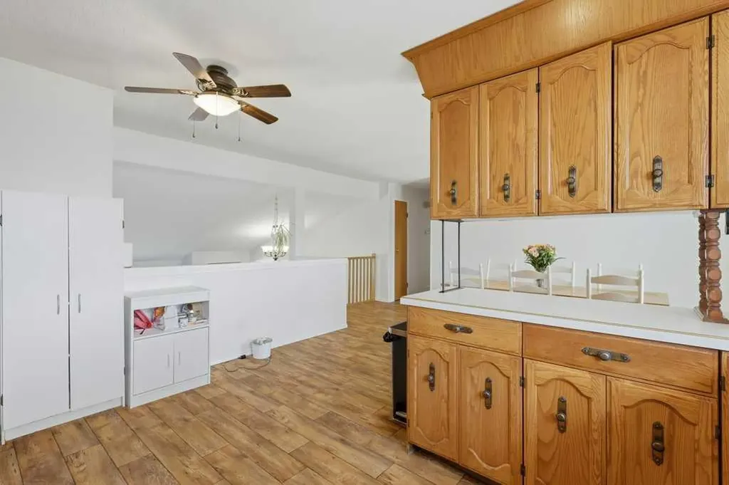 28 Larne Place Penhold AB T0M 1R0