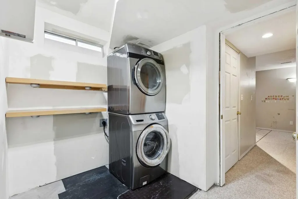 47 Covewood Park NE Calgary AB T3K 4T2