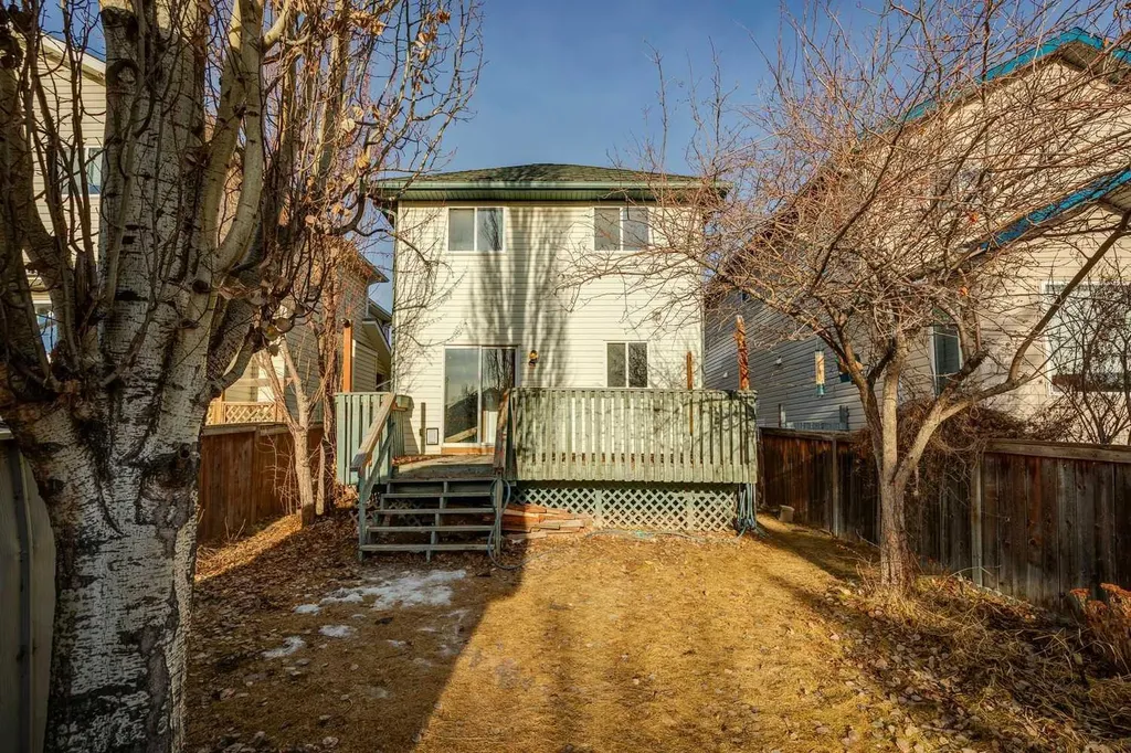 47 Covewood Park NE Calgary AB T3K 4T2