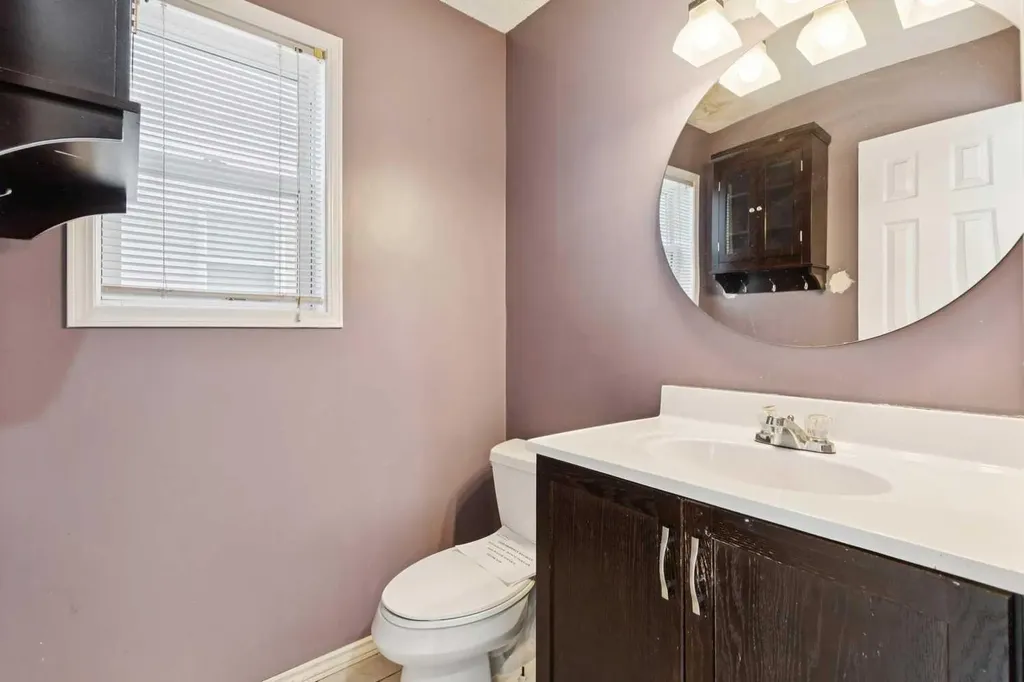 47 Covewood Park NE Calgary AB T3K 4T2