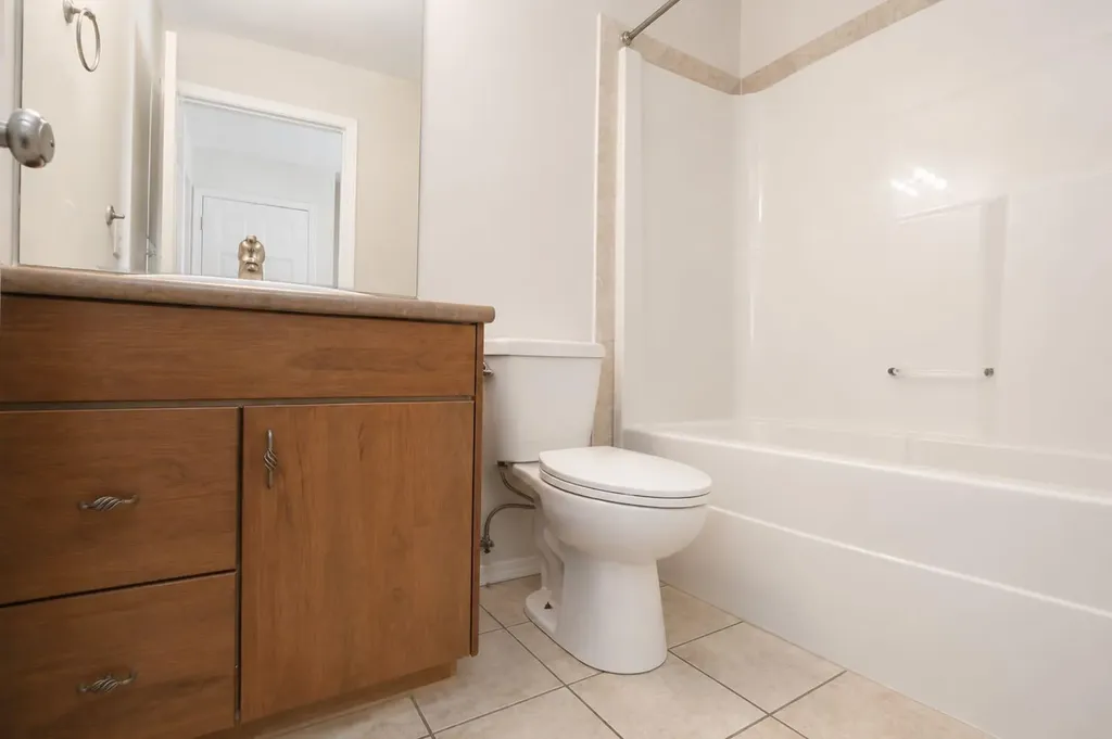 9230 129 Avenue Grande Prairie AB T8X 1R5