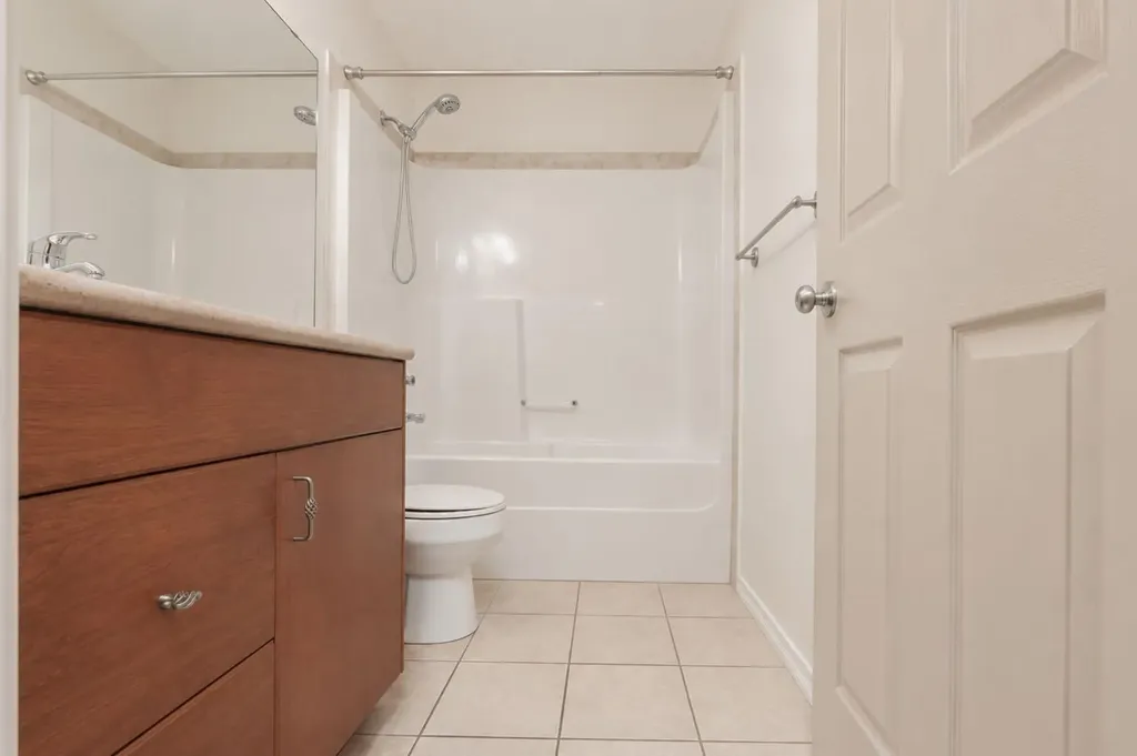 9230 129 Avenue Grande Prairie AB T8X 1R5