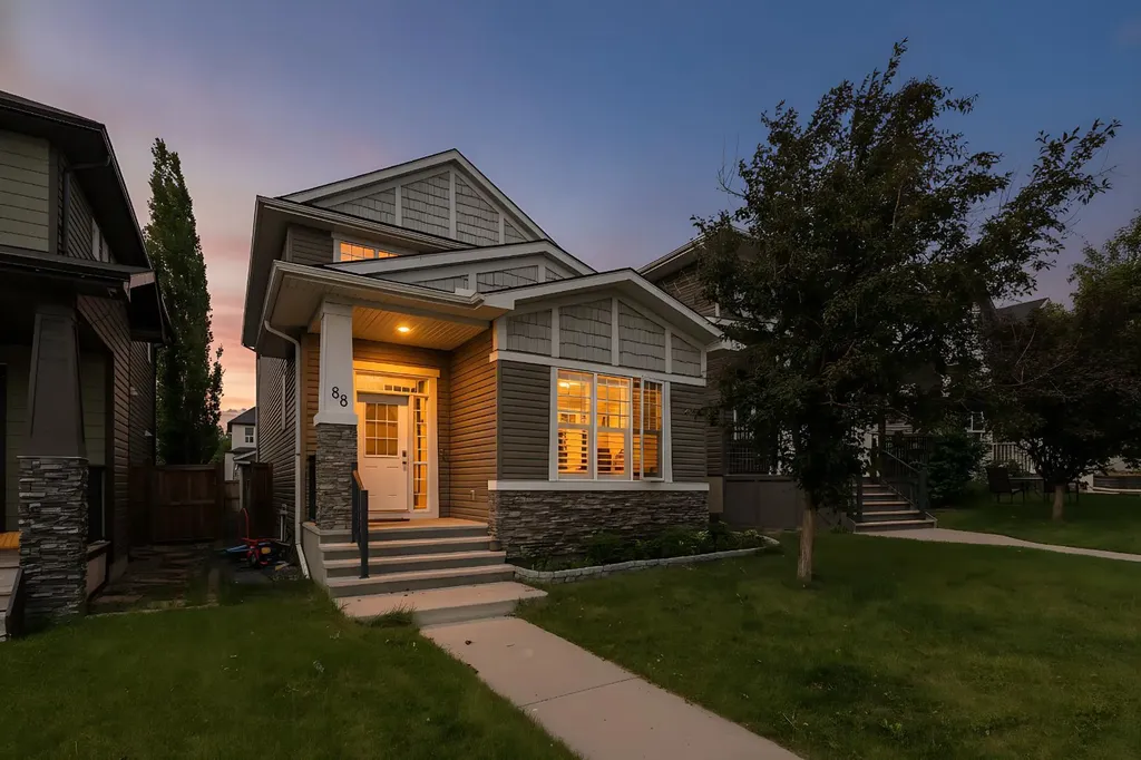 88 Evansdale Landing NW Calgary AB T3P 0C8