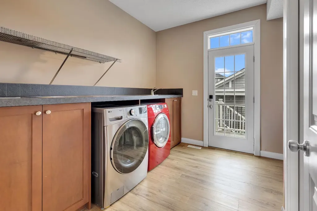 88 Evansdale Landing NW Calgary AB T3P 0C8