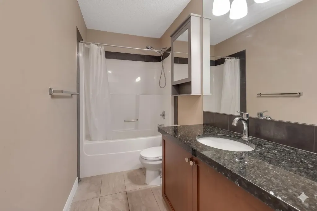 88 Evansdale Landing NW Calgary AB T3P 0C8