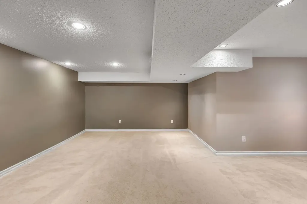 88 Evansdale Landing NW Calgary AB T3P 0C8