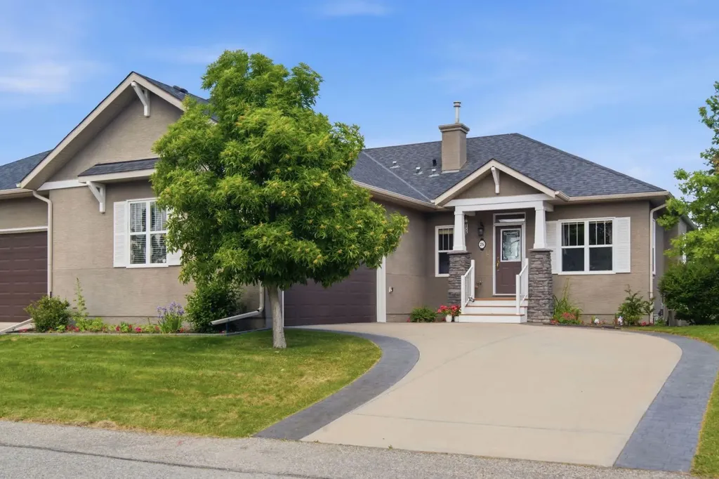 25 Ravine Drive Heritage Pointe AB T1S 4H3