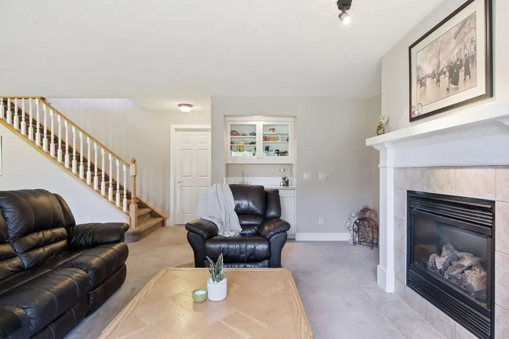 25 Ravine Drive Rural Foothills County AB T1S 4H3