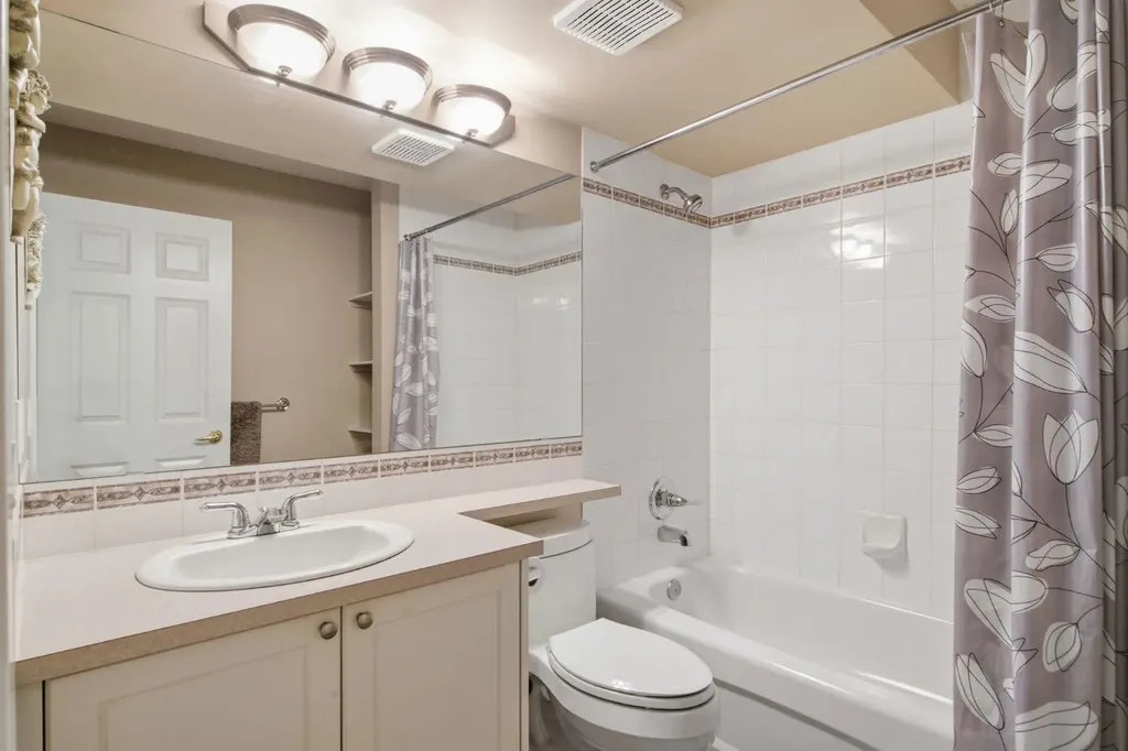 25 Ravine Drive Heritage Pointe AB T1S 4H3