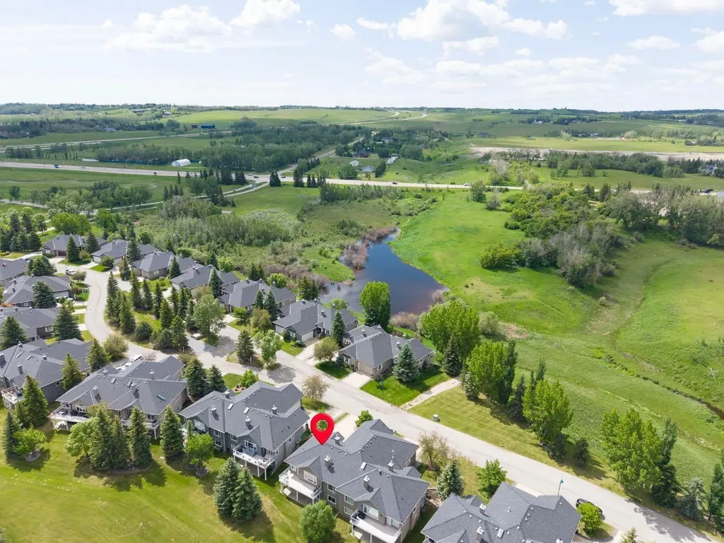 25 Ravine Drive Heritage Pointe AB T1S 4H3