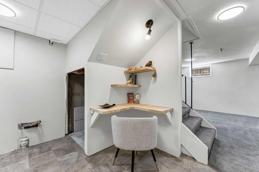 1005 Bullivant Crescent SW Medicine Hat AB T1A 5G7