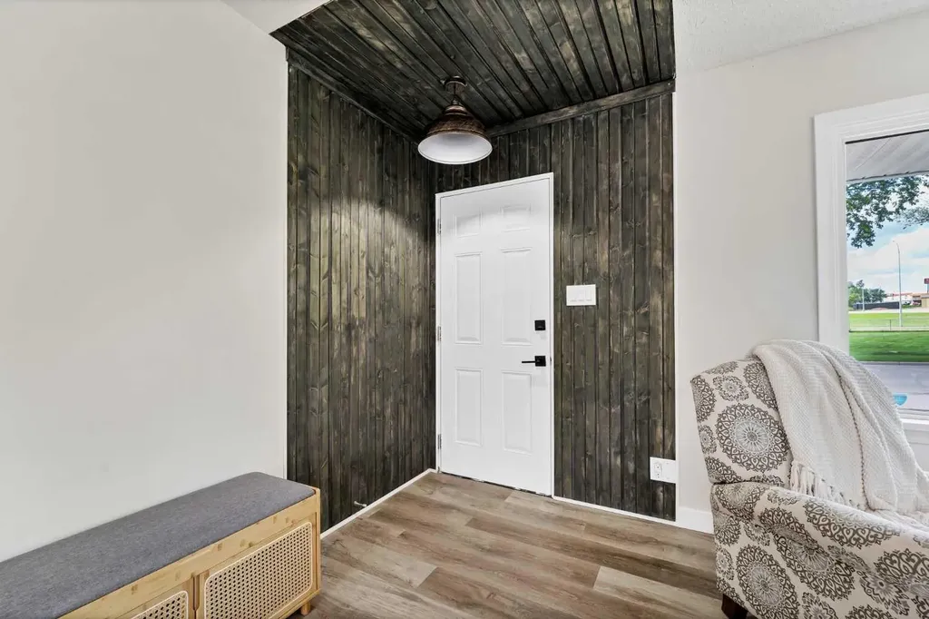 1005 Bullivant Crescent SW Medicine Hat AB T1A 5G7