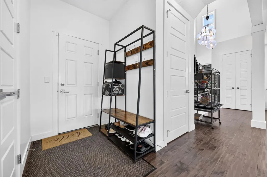 60 Tremblant Terrace SW Calgary AB T3H0B9