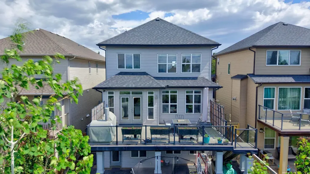 60 Tremblant Terrace SW Calgary AB T3H0B9