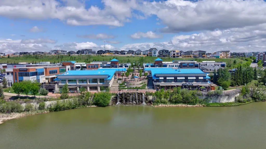 60 Tremblant Terrace SW Calgary AB T3H0B9