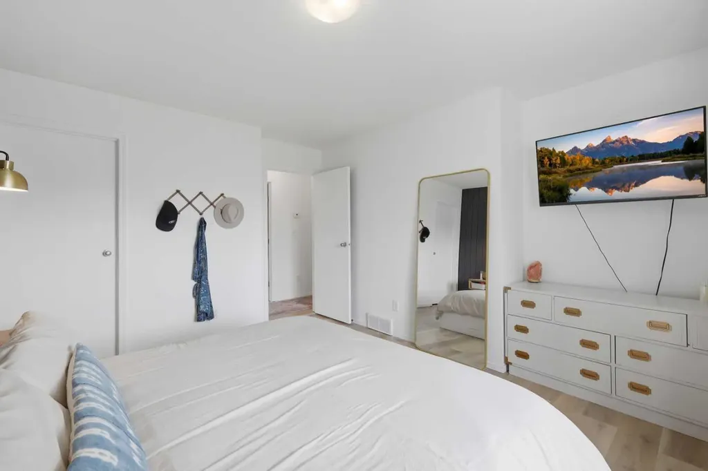 4929 Westbrooke Road Blackfalds AB T4M 0L1
